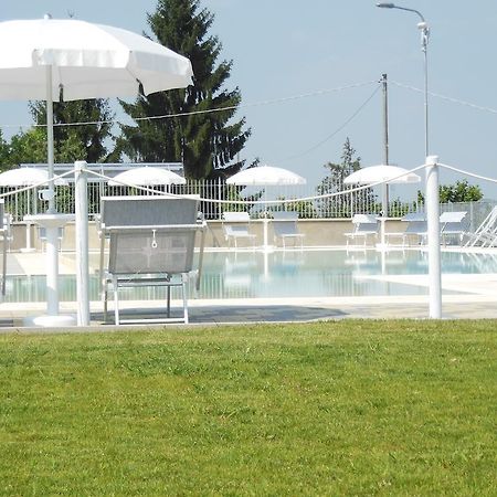 Bed and Breakfast I Perticali Carrù Zewnętrze zdjęcie