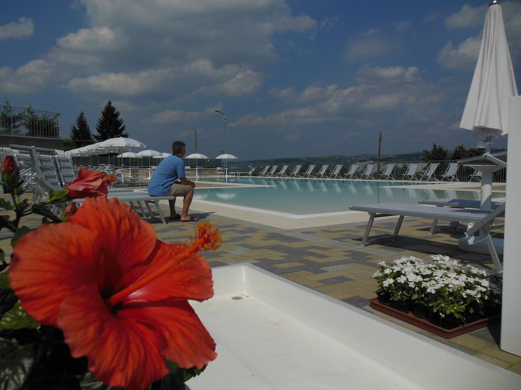 Bed and Breakfast I Perticali Carrù Zewnętrze zdjęcie