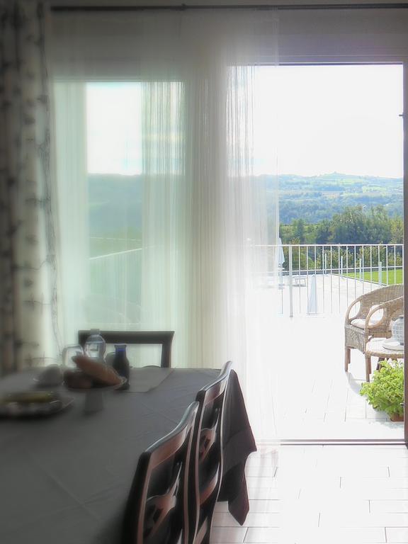 Bed and Breakfast I Perticali Carrù Zewnętrze zdjęcie
